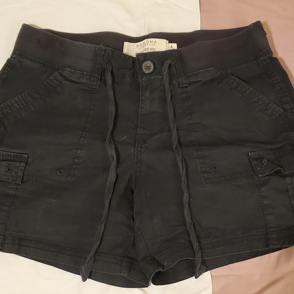 Mid length shorts